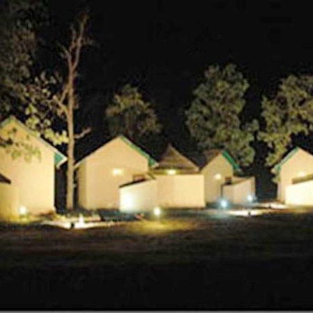 Tiger Lagoon Hotel Bandhavgarh National Park Ngoại thất bức ảnh